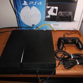PlayStation 4 Console 500 GB (Renewed)
